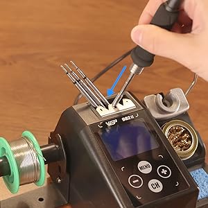 A soldering station with a Heat-resistant silicone Tip Change Groove